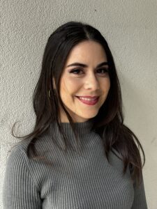 FAYE SMITH AGENCY - JUNIOR MAKEUP AND HAIR ARTIST - DIA - VANCOUVER