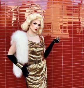 ren - fayesmithagency - masterstylist - editorialmakeup - creativemakeup - fashionshowmakeup - runwaymakeup - stage makeup - vancouver