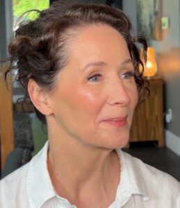 Wedding-Madeline-hair and makeup-Master artist Vancouver-Fayesmith